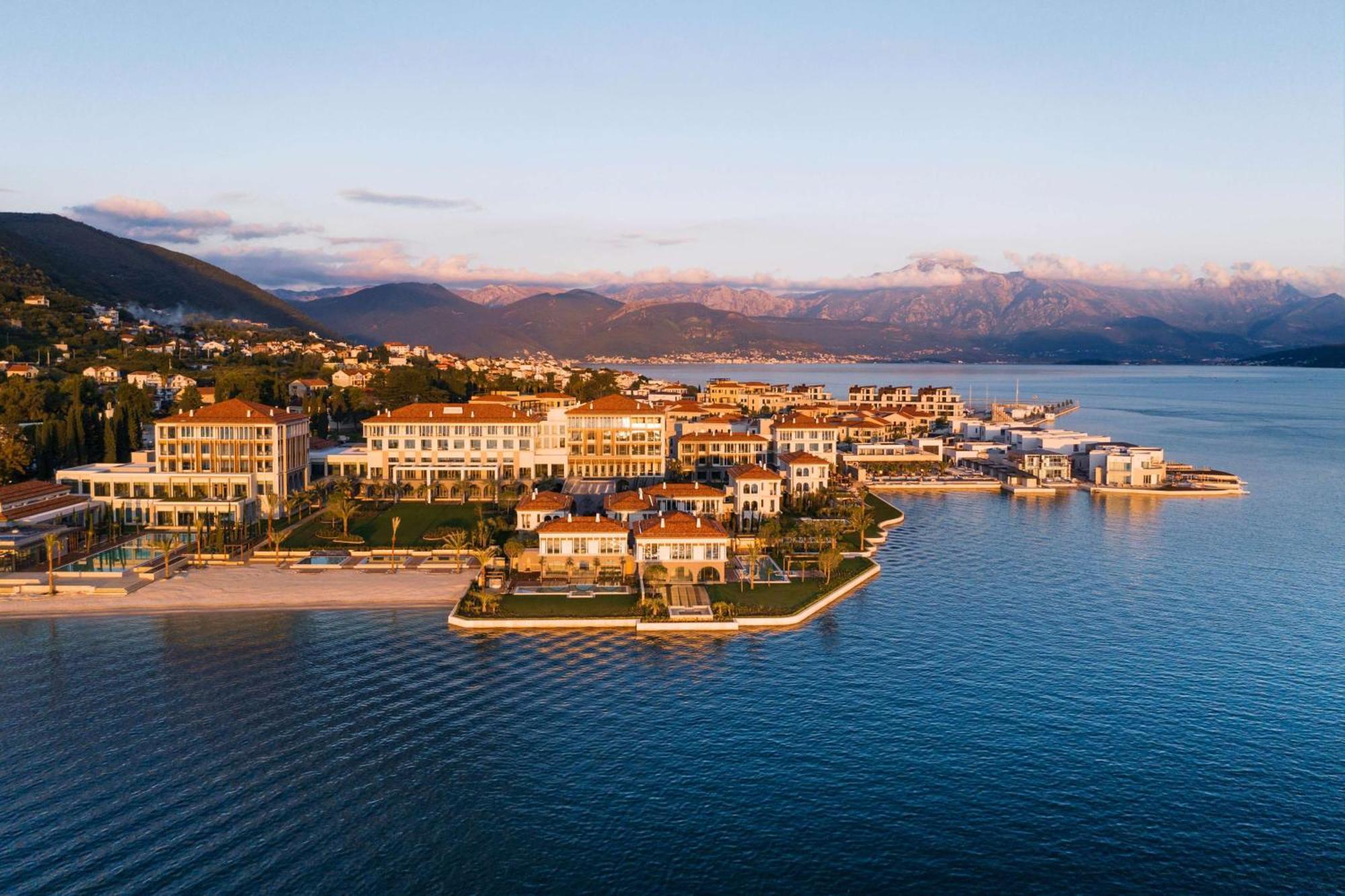 One&Only Portonovi Hotel Herceg Novi Exterior photo